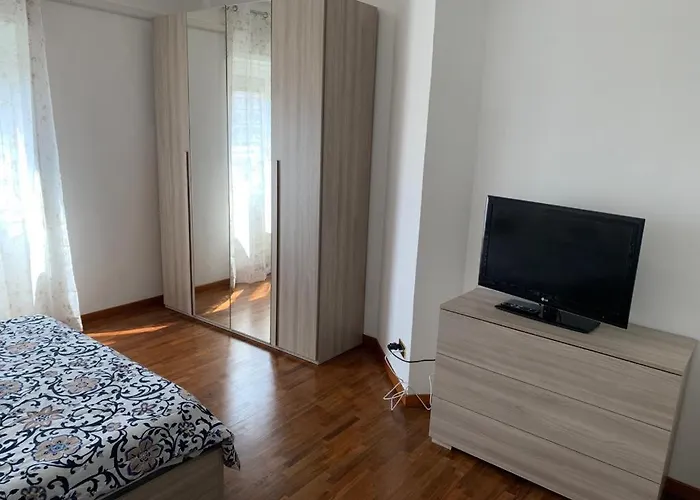 לינה וארוחת בוקר A Casa Di Lino רומא